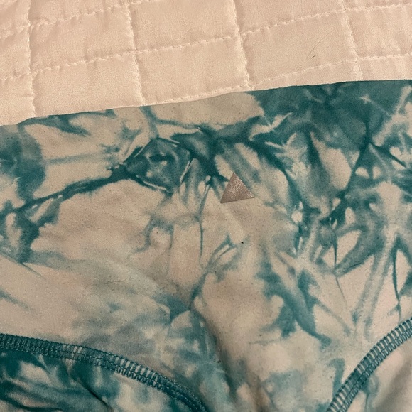 Balance athletica / vitality Oasis Rider shorts size L in teal - Picture 4 of 8